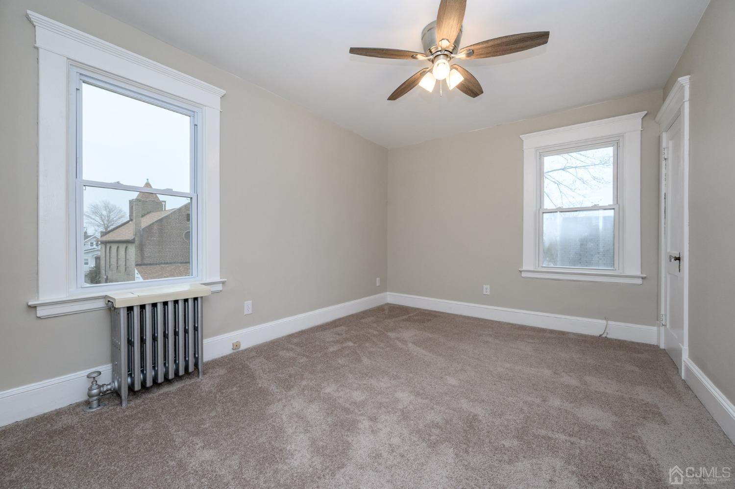 754 King Georges Road Fords, NJ 08863 - Photo 24 of 35 Gallery Image 24