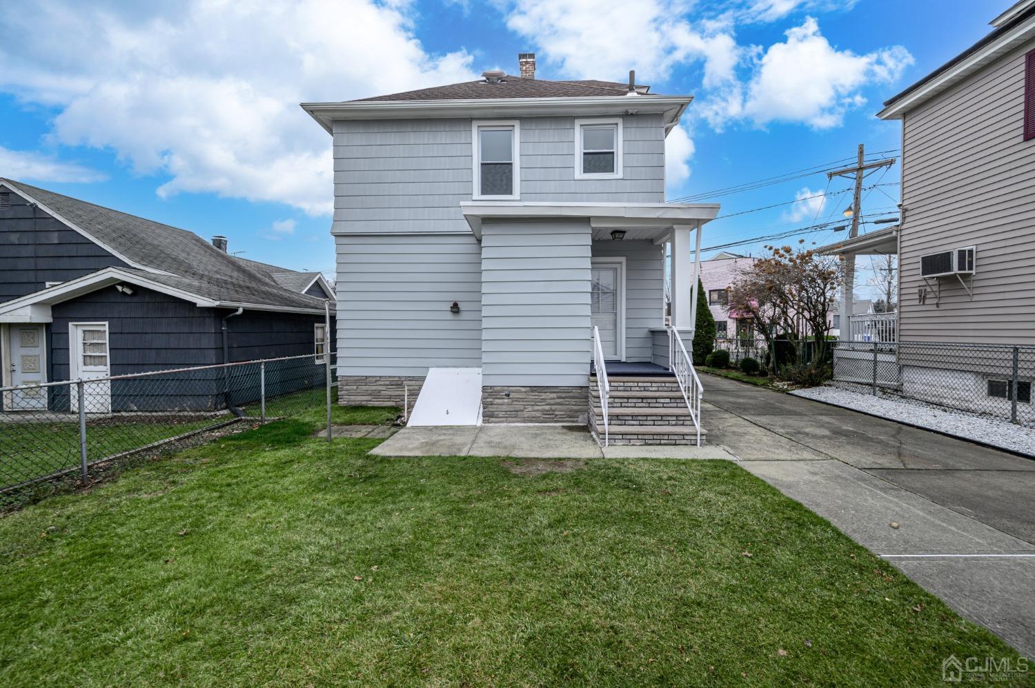 754 King Georges Road Fords, NJ 08863 - Photo 31 of 35 Gallery Image 31