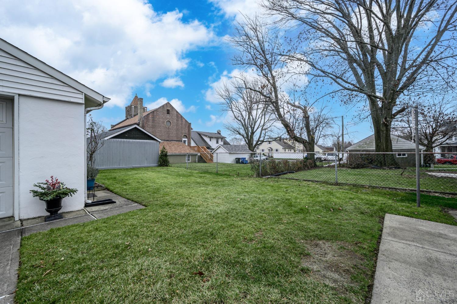 754 King Georges Road Fords, NJ 08863 - Photo 33 of 35 Gallery Image 33