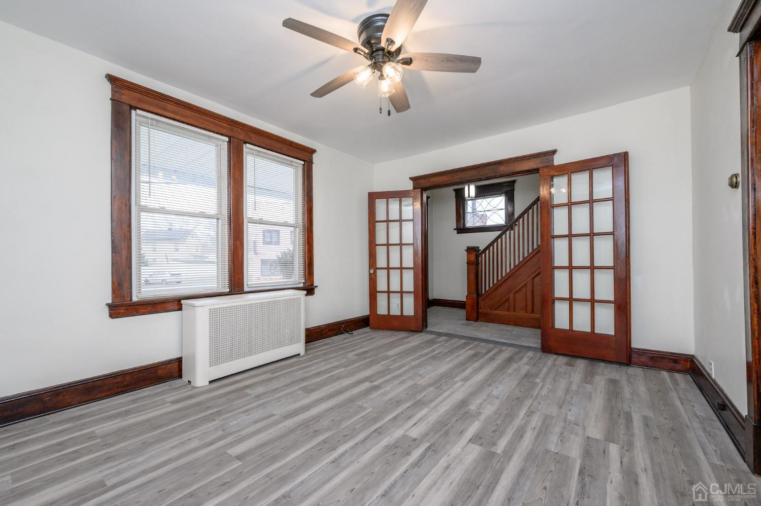 754 King Georges Road Fords, NJ 08863 - Photo 7 of 35 Gallery Image 7