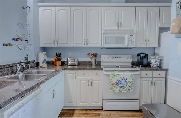 $285,000 | 502 Main Street, Unit 207, Horseshoe Beach, FL 32648
