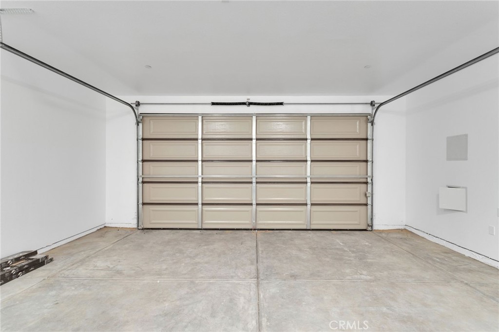 15561 Desert Star Road Apple Valley, CA 92307 - Photo 18 of 22 a view of a garage