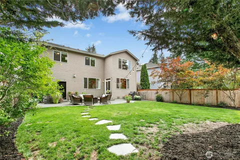 $1,720,000 | 2002 263rd Lane Southeast, Sammamish, WA 98075