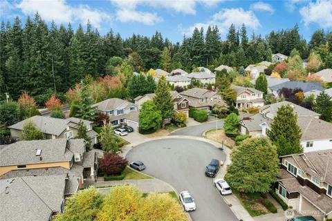 $1,720,000 | 2002 263rd Lane Southeast, Sammamish, WA 98075