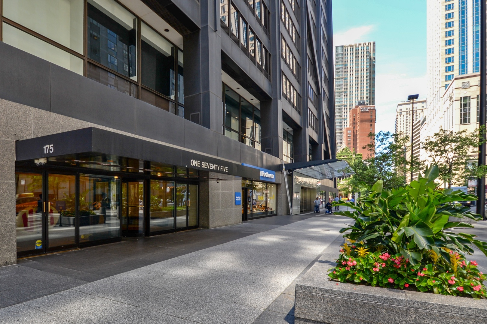 175 East Delaware Place, Unit 7207 Chicago, IL 60611 - Photo 21 of 23