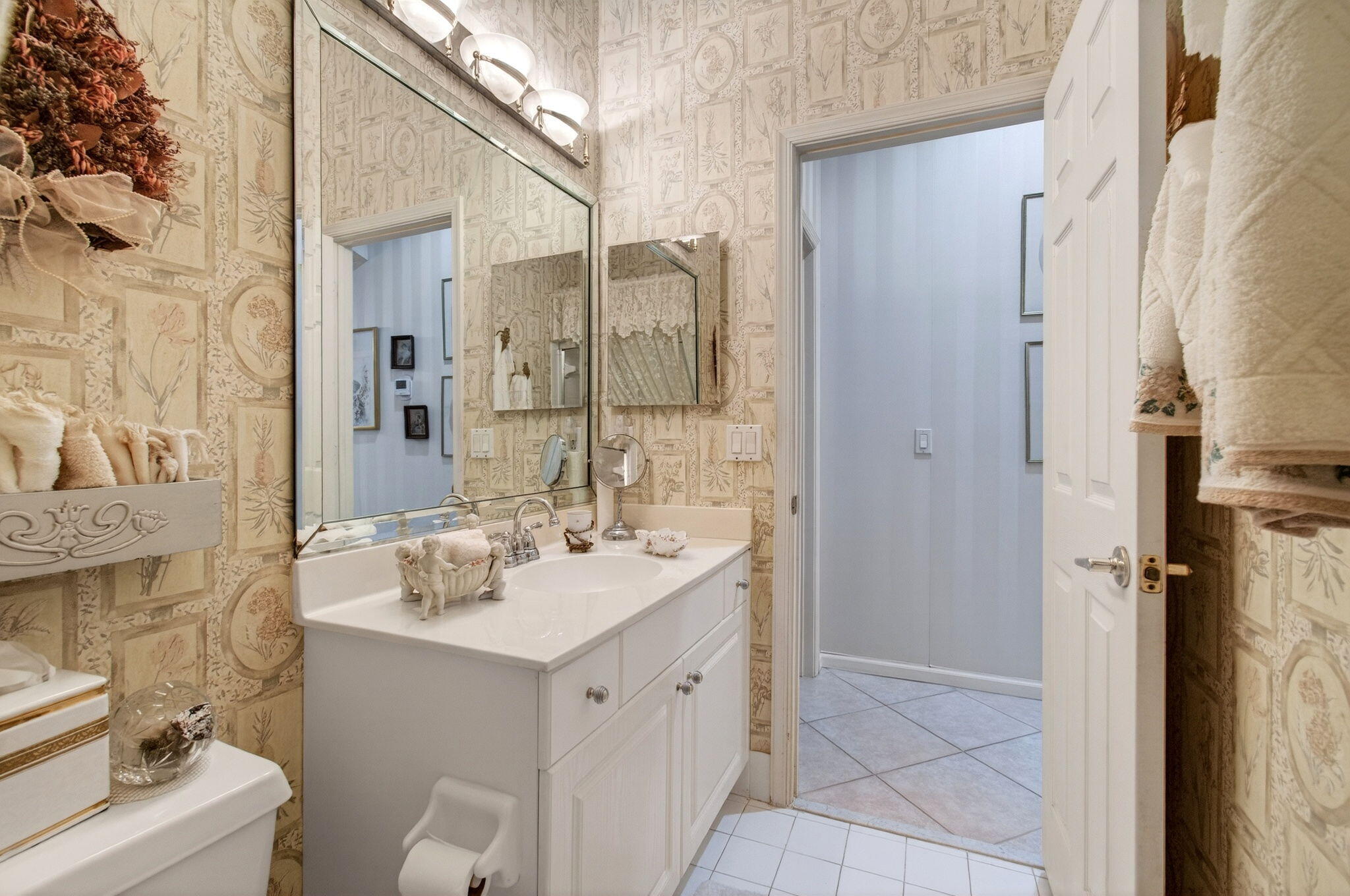 7844 Rockford Road Boynton Beach, FL 33472 - Photo 22 of 57 54-web-or-mls-DSC_5393