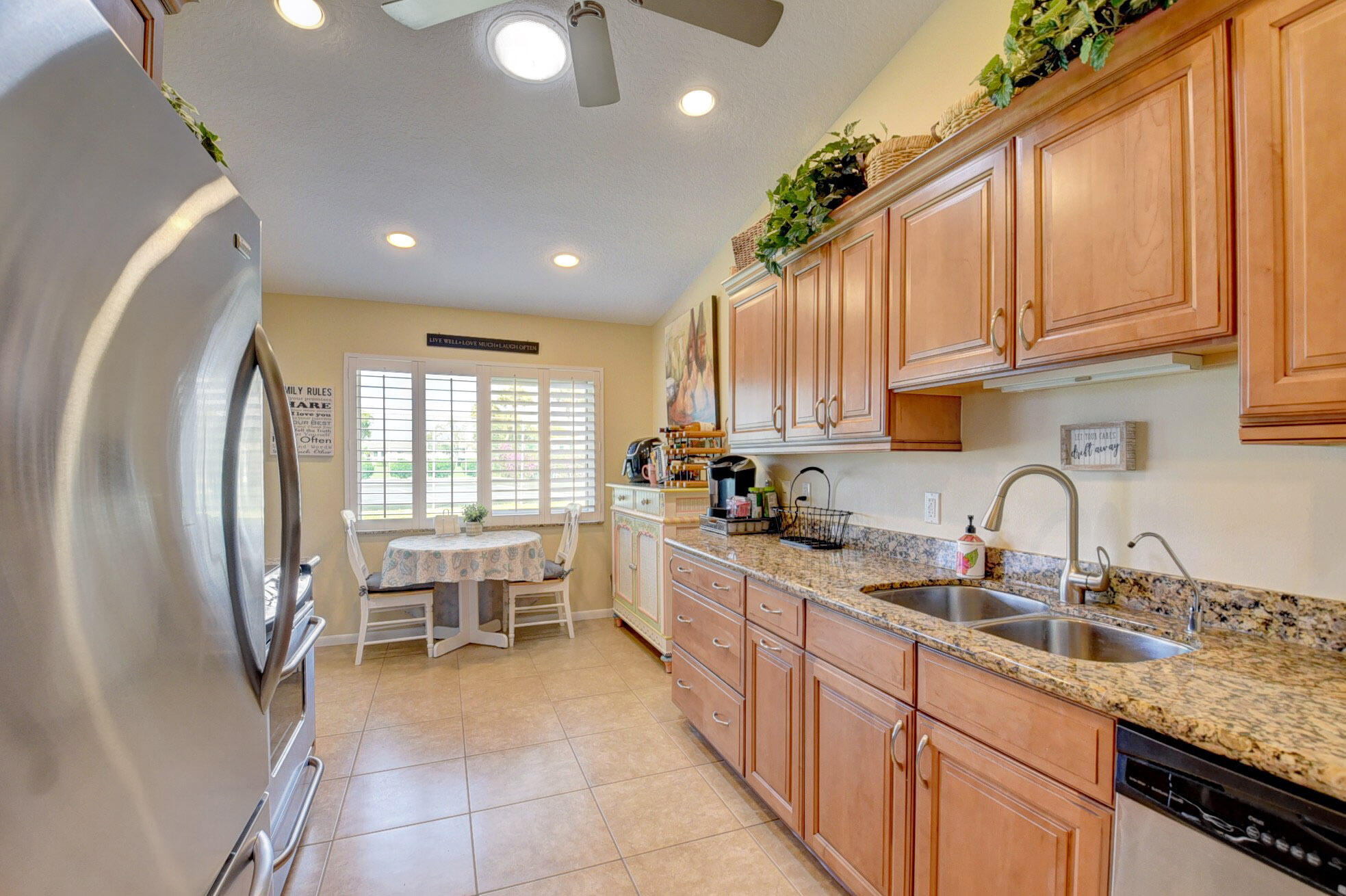 736 Lago Road Delray Beach, FL 33445 - Photo 6 of 47 21_dsc_4493_4_5_6_7