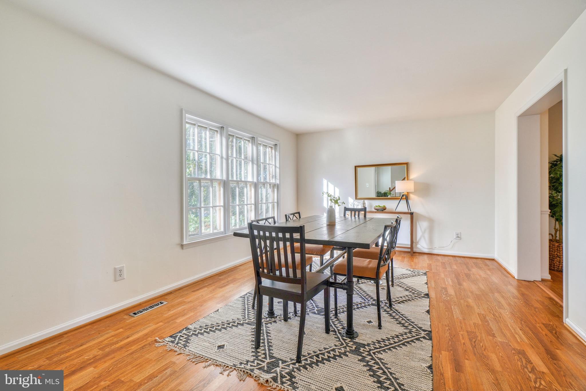 2 Charlesbrooke Road Baltimore, MD 21212 - Photo 8 of 93 Dining Room