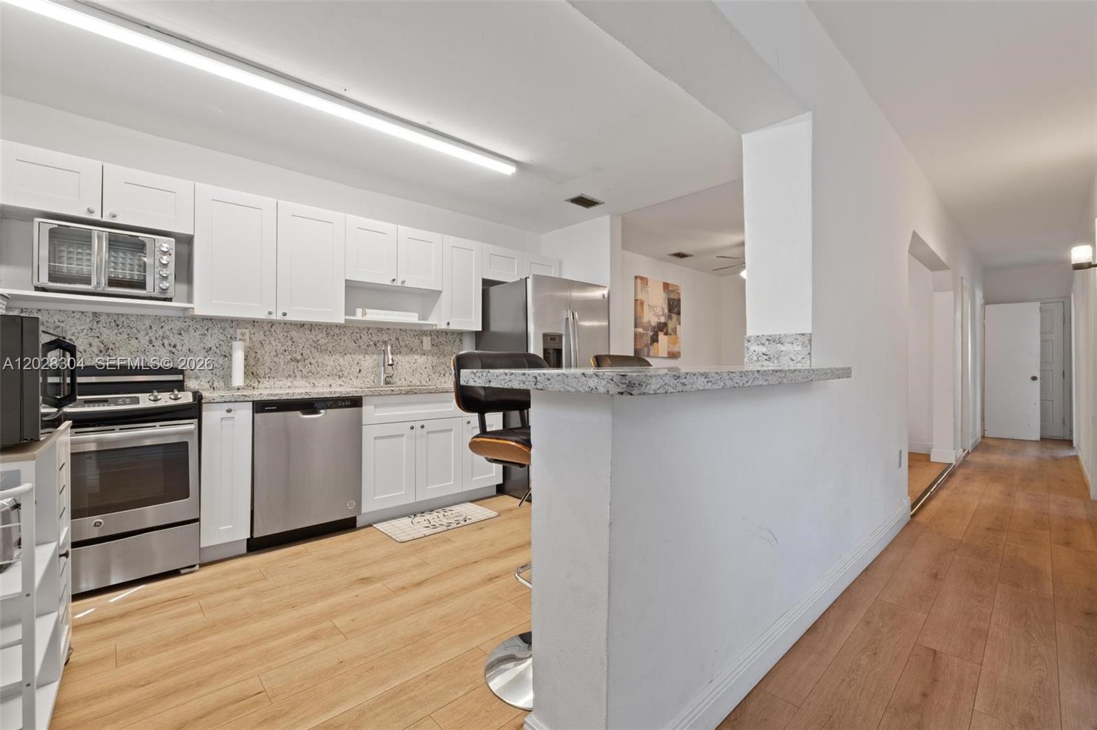 2453 Southwest 17th Street Miami, FL 33145 - Photo 5 of 37