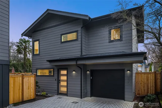 $1,149,000 | 809 West Armour Street, Seattle, WA 98119