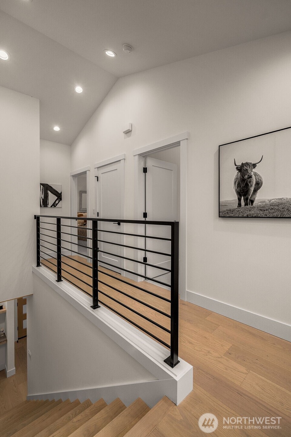 809 West Armour Street Seattle, WA 98119 - Photo 26 of 35