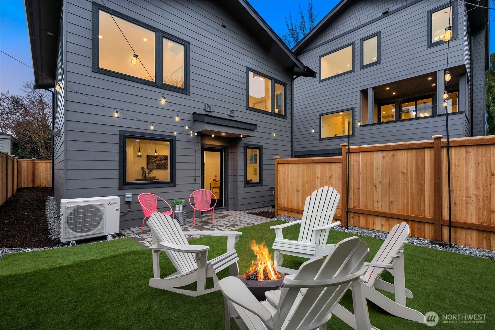 809 West Armour Street Seattle, WA 98119 - Photo 31 of 35