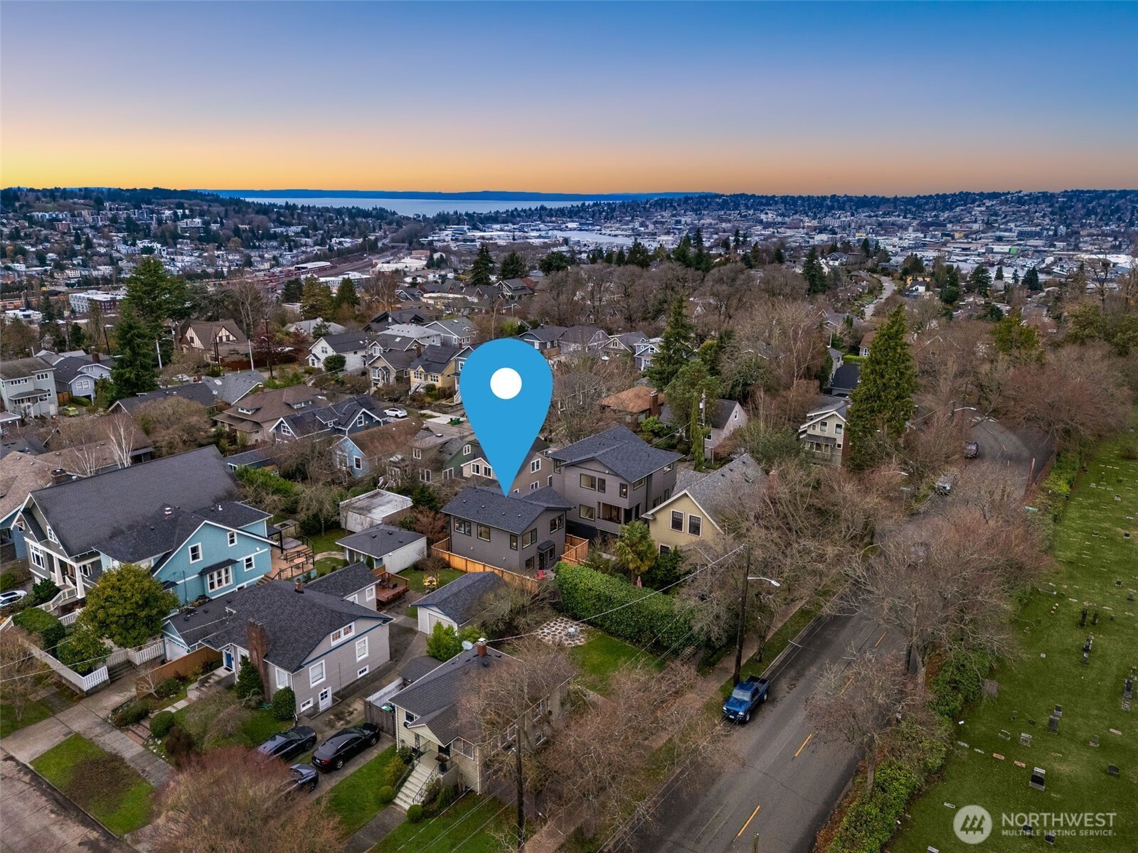 809 West Armour Street Seattle, WA 98119 - Photo 33 of 35