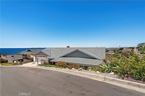 $7,750 | 3079 Cresta Way, Laguna Beach, CA 92651