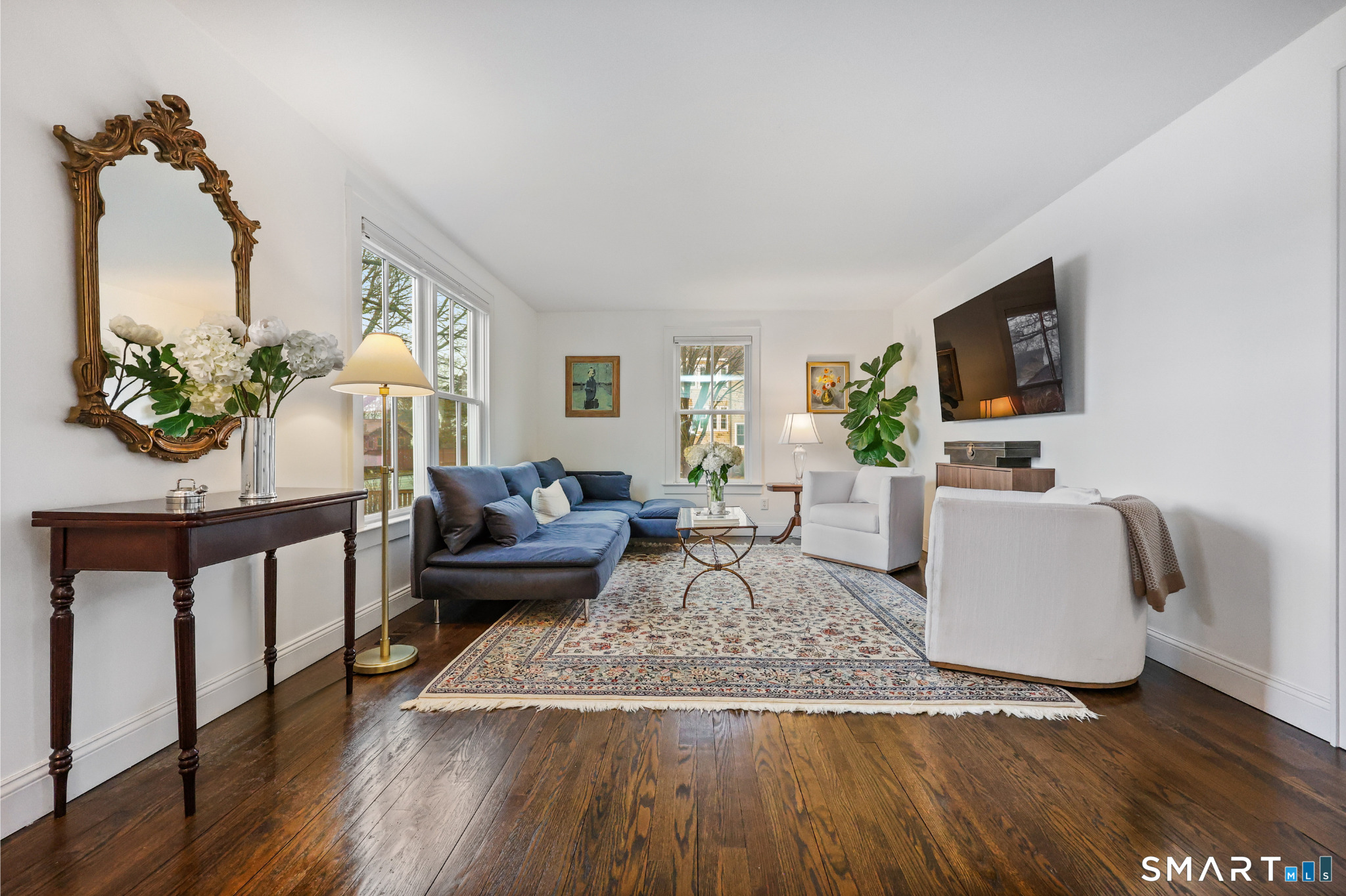 693 South Benson Road Fairfield, CT 06824 - Photo 8 of 40 Spacious and sunny living room