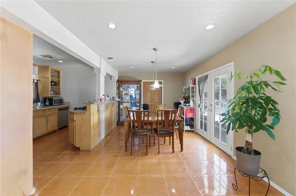 $799,000 | 13110 Beaver Street, Sylmar, CA 91342