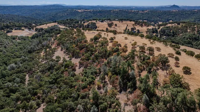 $589,000 | 13450 Heritage Oaks Drive, Sutter Creek, CA 95685