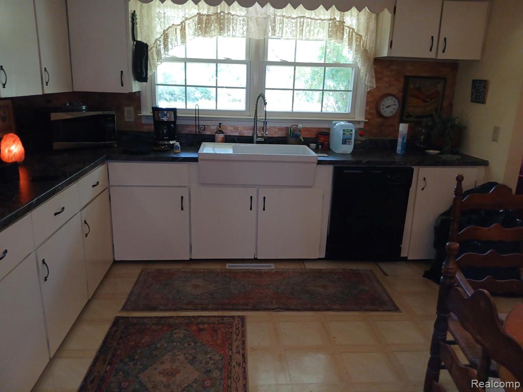 18073 Sharon Valley Road Manchester, MI 48158 - Photo 20 of 22