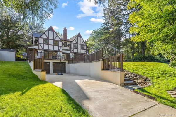 $2,388,888 | 378 Beverly Road | Douglaston