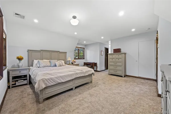 $2,388,888 | 378 Beverly Road | Douglaston