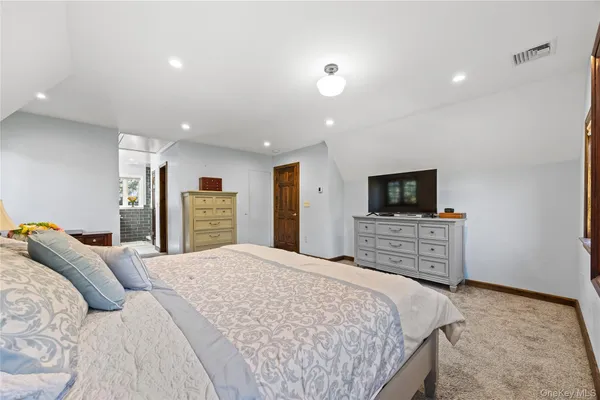 $2,388,888 | 378 Beverly Road | Douglaston