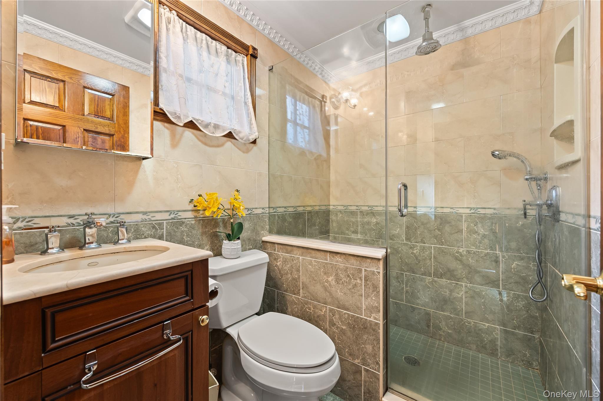 378 Beverly Road Queens, NY 11363 - Photo 34 of 45