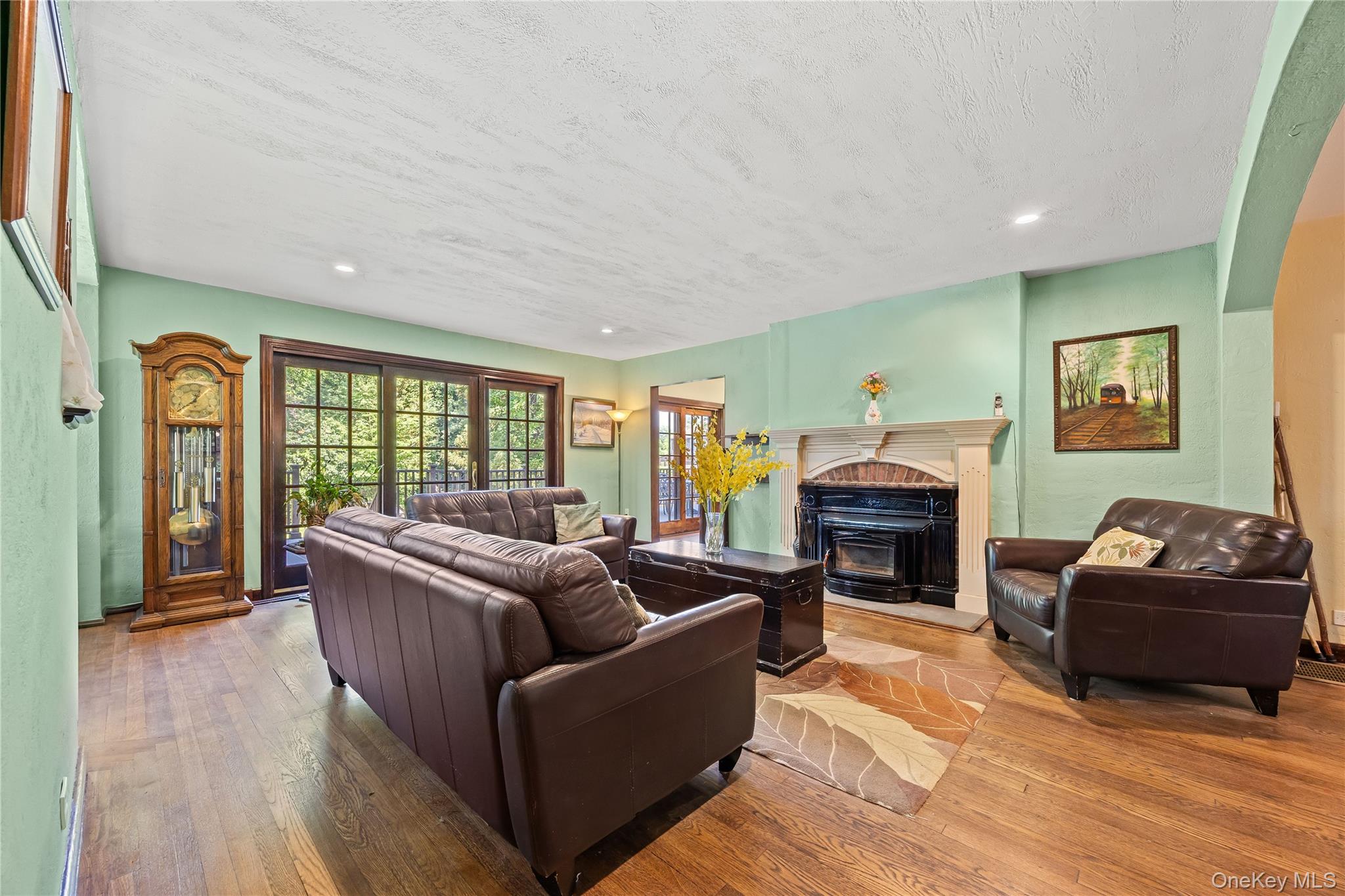 378 Beverly Road Queens, NY 11363 - Photo 5 of 45