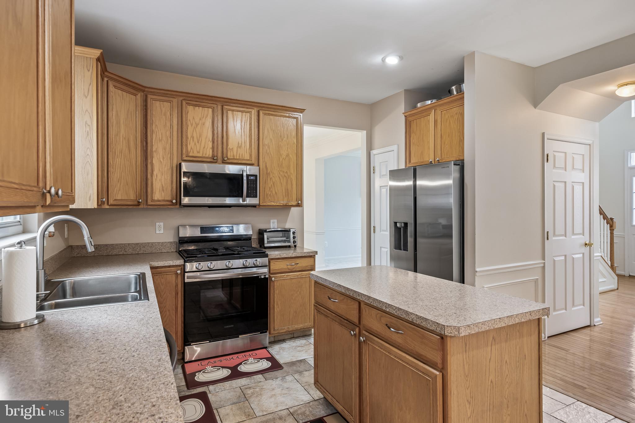 6 Twisting Lane Sicklerville, NJ 08081 - Photo 13 of 39 Kitchen