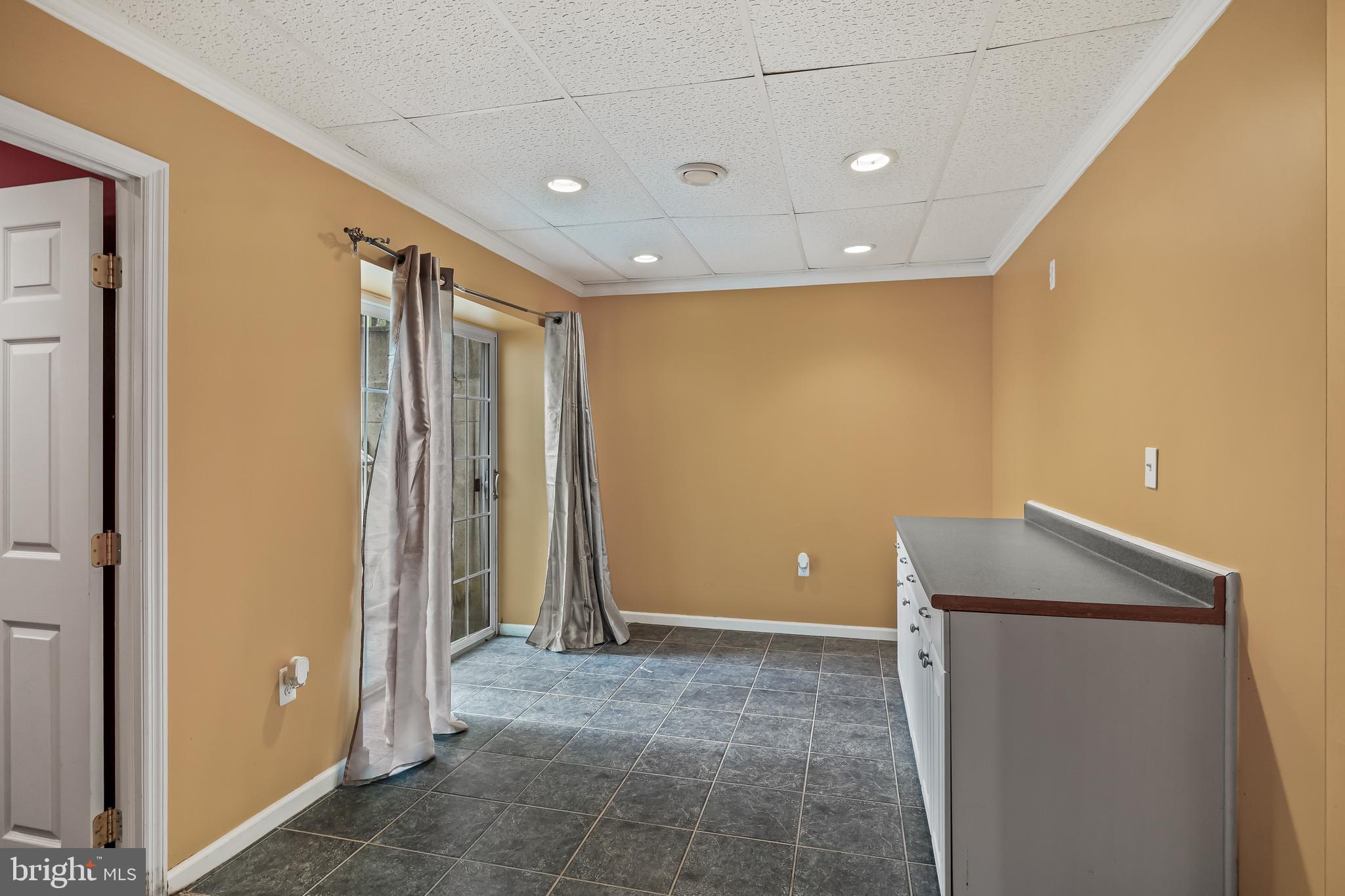 6 Twisting Lane Sicklerville, NJ 08081 - Photo 36 of 39 Finished Basement