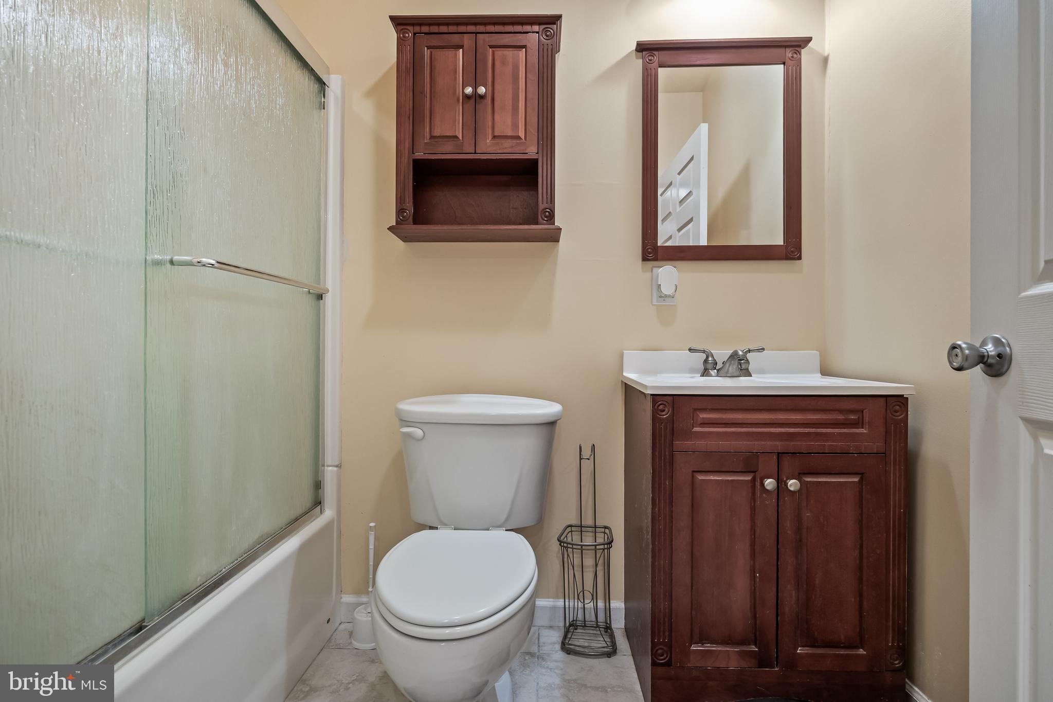 6 Twisting Lane Sicklerville, NJ 08081 - Photo 37 of 39 Full Bathroom 3