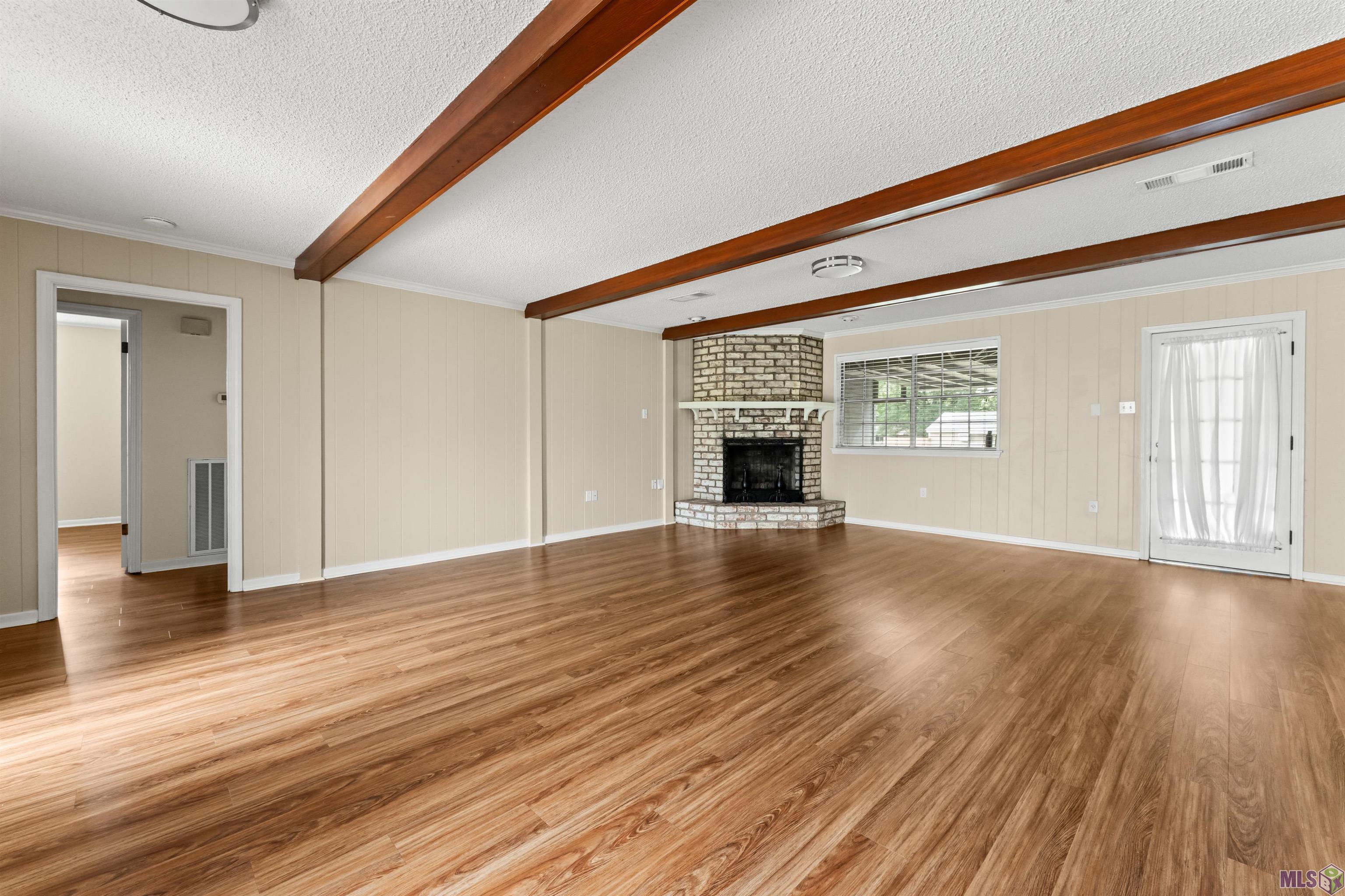 910 Angee Drive Denham Springs, LA 70726 - Photo 2 of 16