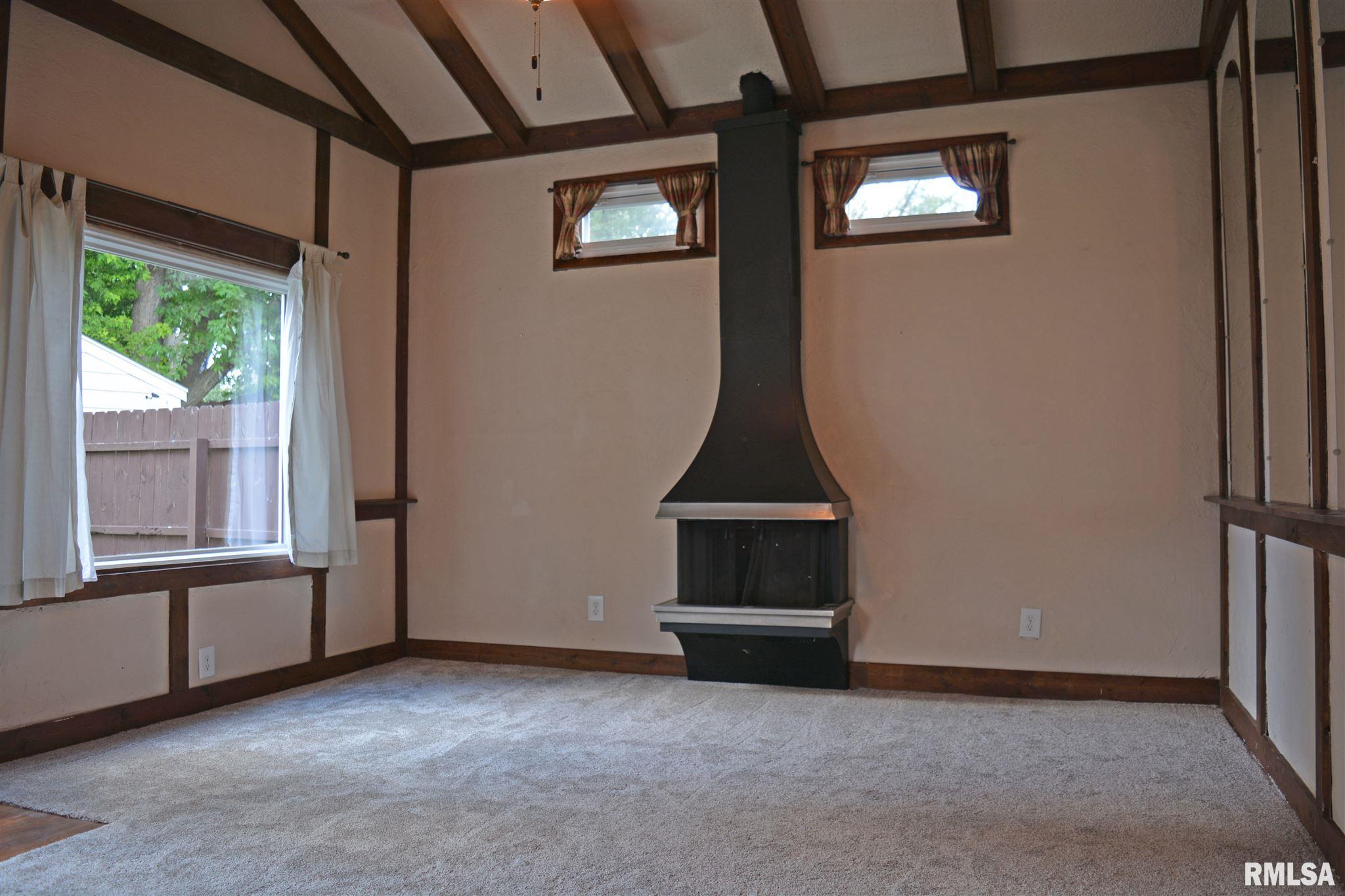 2628 Yale Boulevard Springfield, IL 62703 - Photo 22 of 36 Gallery Image 22