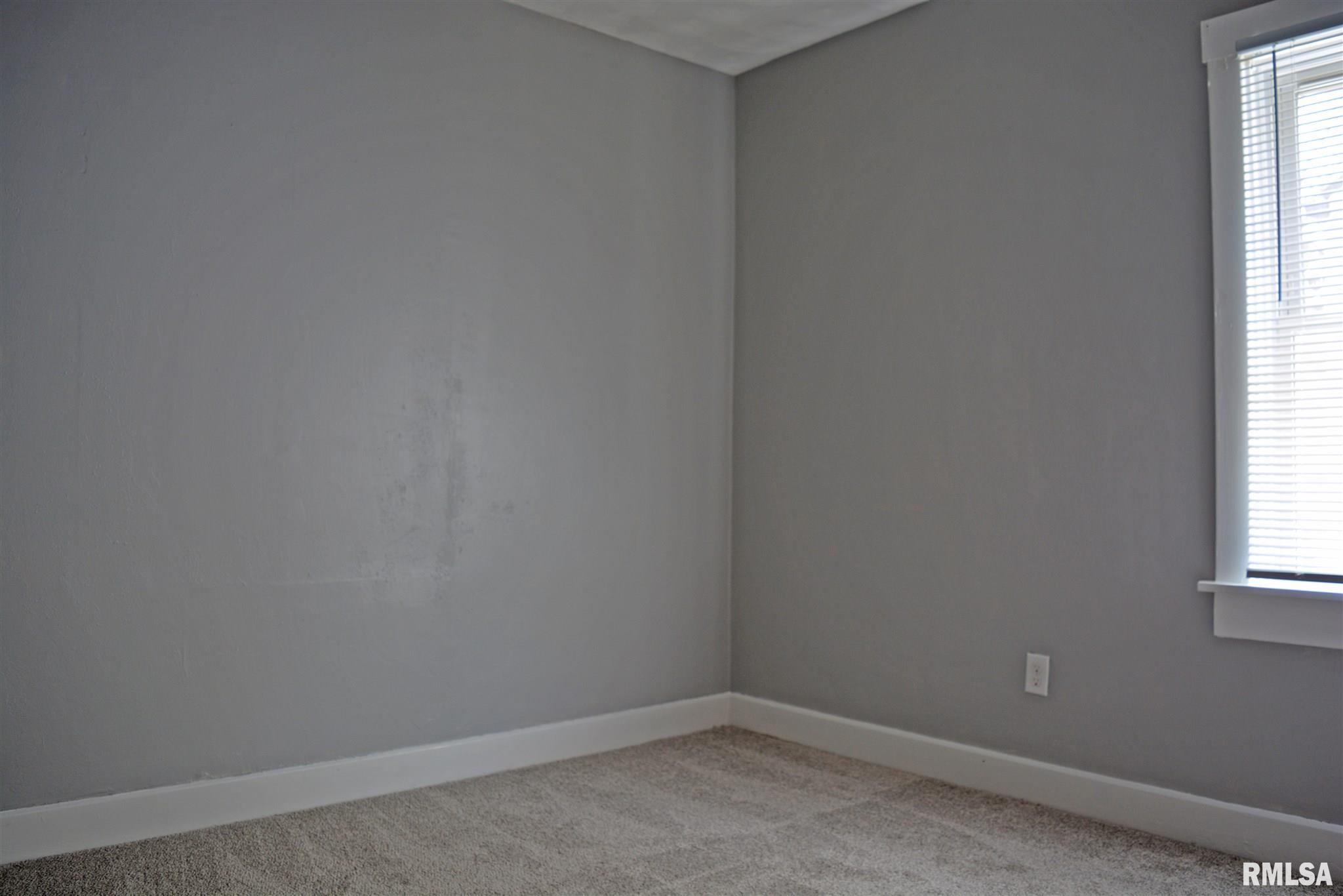 2628 Yale Boulevard Springfield, IL 62703 - Photo 6 of 36 Gallery Image 6