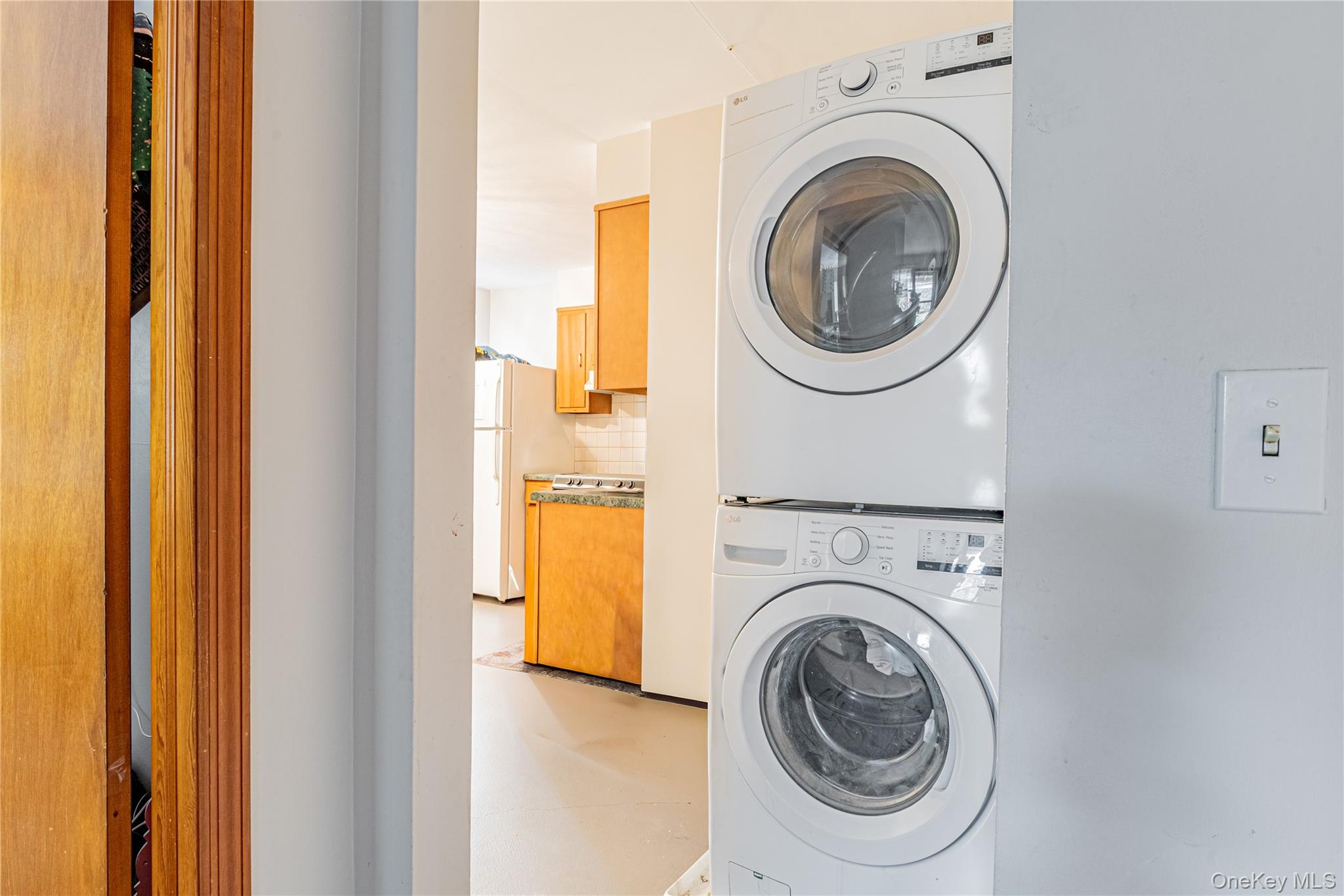 23 Musselman Drive Poughkeepsie, NY 12601 - Photo 8 of 34 New washer and dryer in Kitchen area