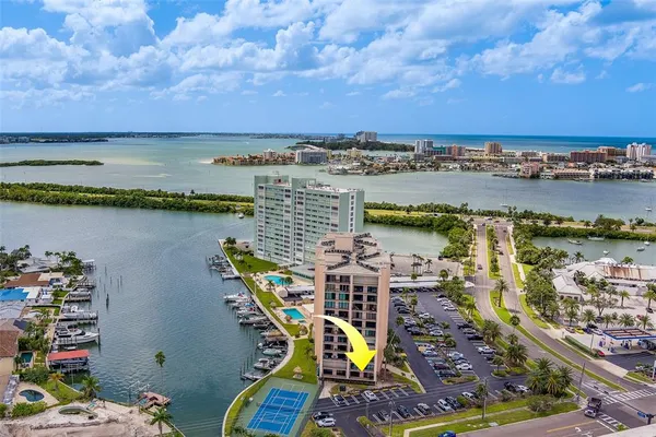 $2,400 | 51 Island Way, Unit 101, Clearwater Beach, FL 33767