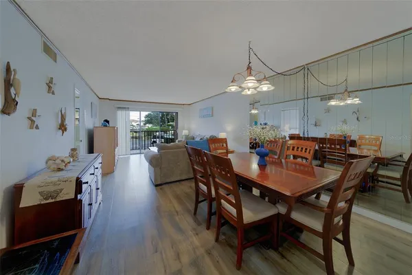 $2,400 | 51 Island Way, Unit 101, Clearwater Beach, FL 33767