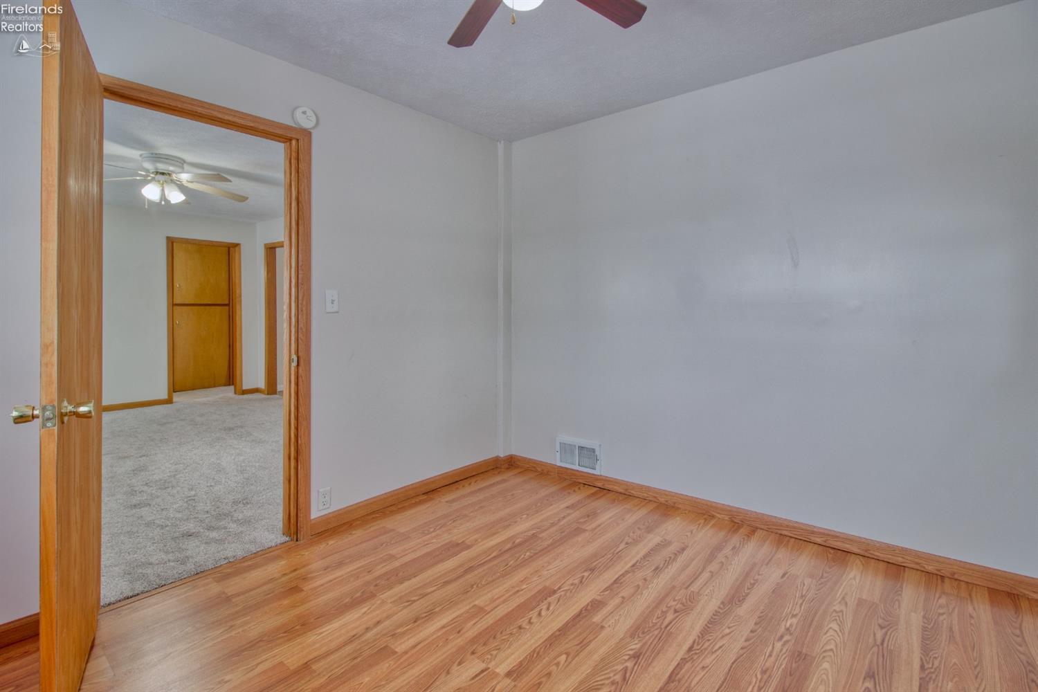 316 East Strub Road Sandusky, OH 44870 - Photo 8 of 19 Gallery Image 8