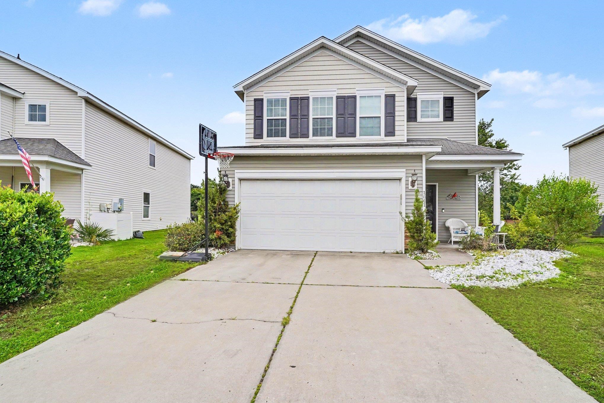 1041 Balmore Drive Myrtle Beach, SC 29579 - Photo 2 of 37