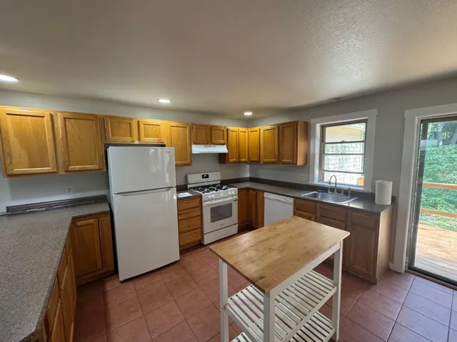 $1,300,000 | 527 Tamworth Road, Tamworth, NH 03886