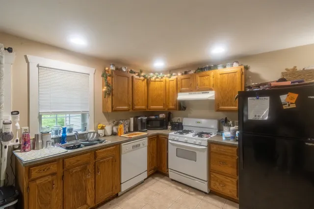 $1,300,000 | 527 Tamworth Road, Tamworth, NH 03886