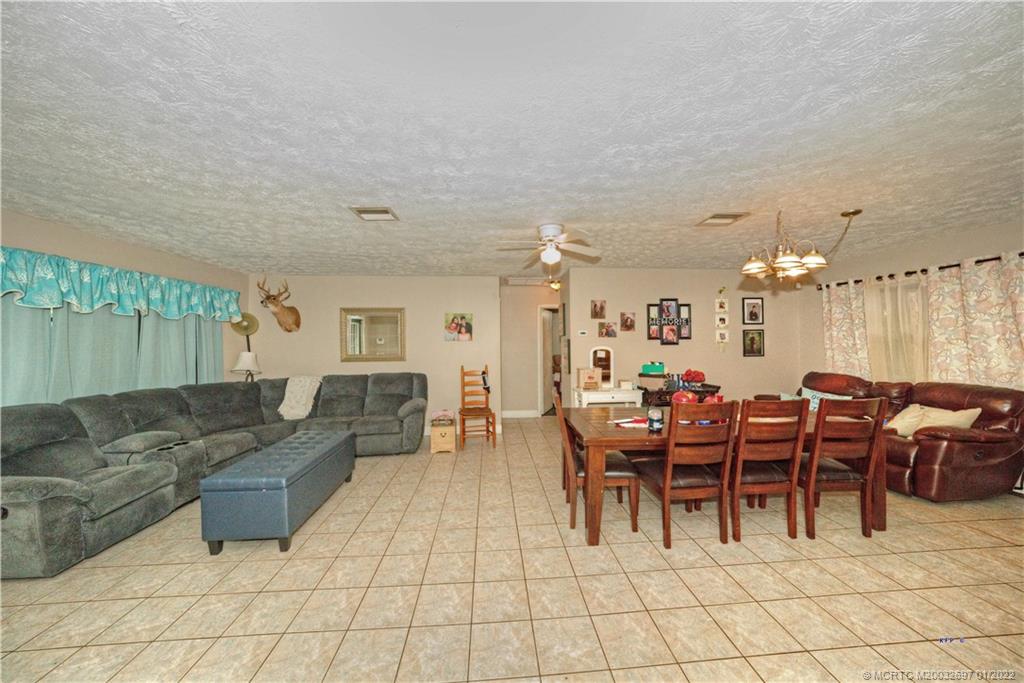 3138 Southeast Salerno Road Stuart, FL 34997 - Photo 8 of 24 Gallery Image 8