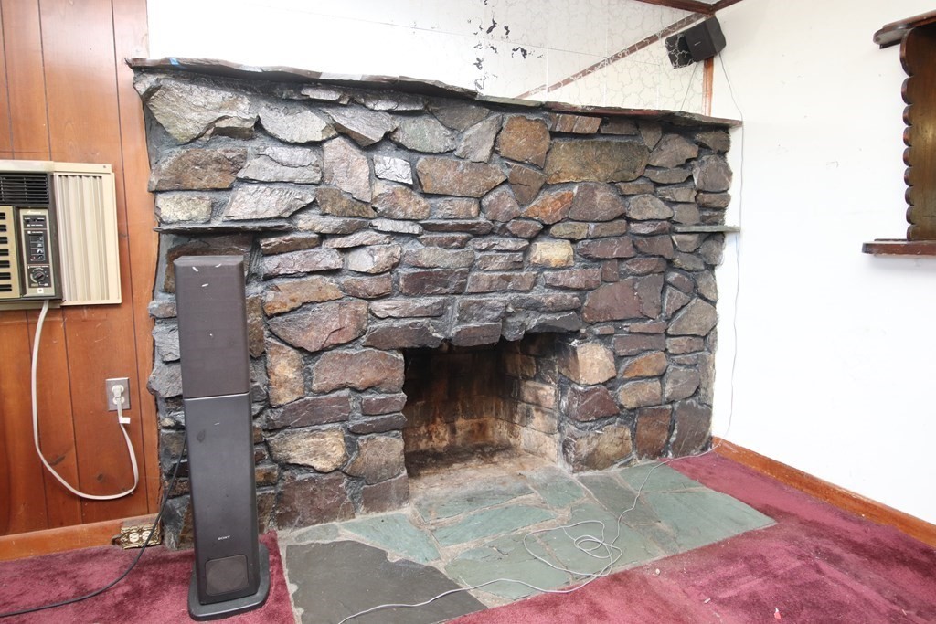 22 Sapphire Road Saugus, MA 01906 - Photo 13 of 22 Gallery Image 13