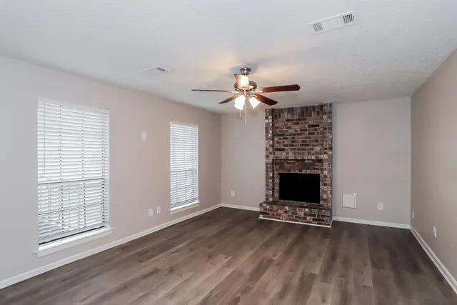 $2,225 | 1406 Mayweather Lane, Richmond, TX 77406