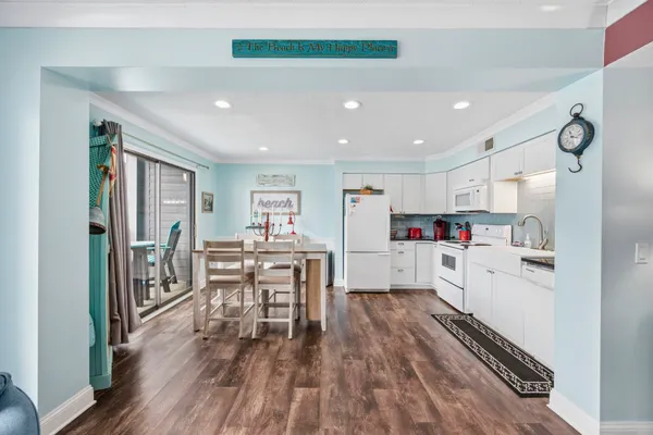 $209,900 | 5905 South Kings Highway, Unit A336, Myrtle Beach, SC 29575