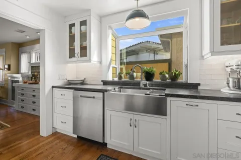 $1,525,000 | 2133 Pine Street, San Diego, CA 92103