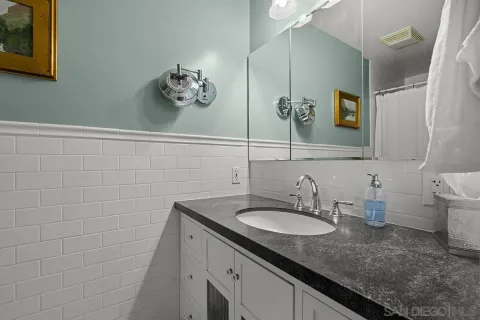 $1,525,000 | 2133 Pine Street, San Diego, CA 92103