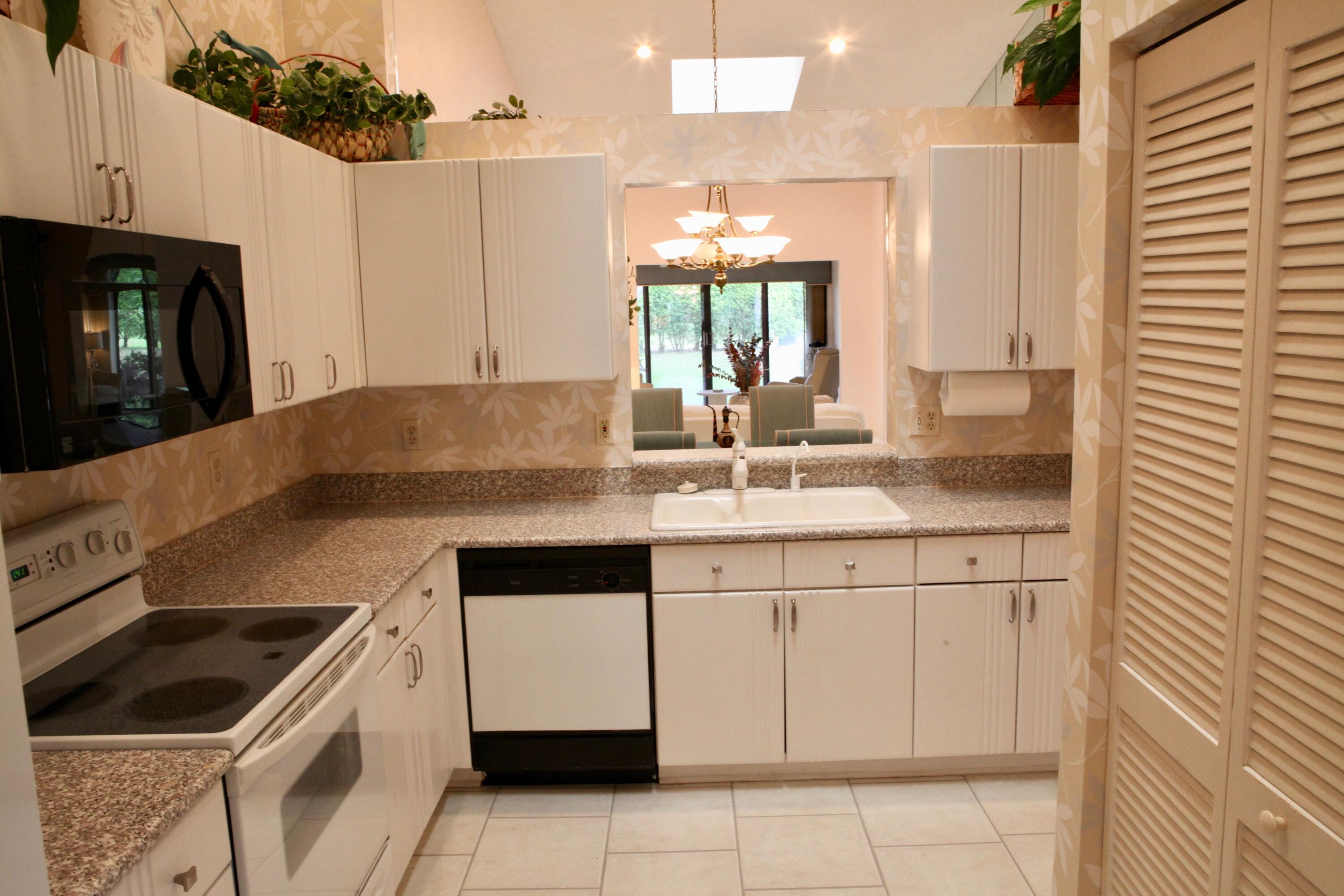8431 Springlake Drive Boca Raton, FL 33496 - Photo 19 of 33 IMG_5217