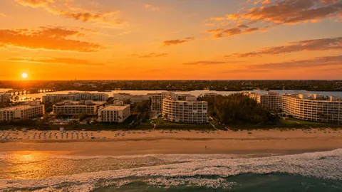 $799,900 | 2780 South Ocean Boulevard, Unit 709, Palm Beach, FL 33480