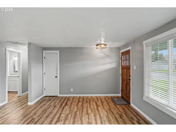 $429,500 | 2120 Lafayette Street Southeast, Albany, OR 97322