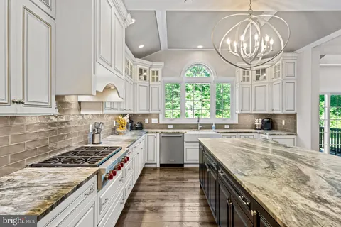 $1,225,000 | 103 Haines Court, Line Lexington, PA 18932